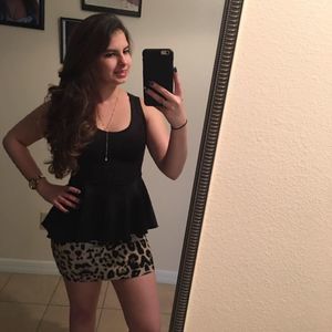 Meet your Posher, Laura